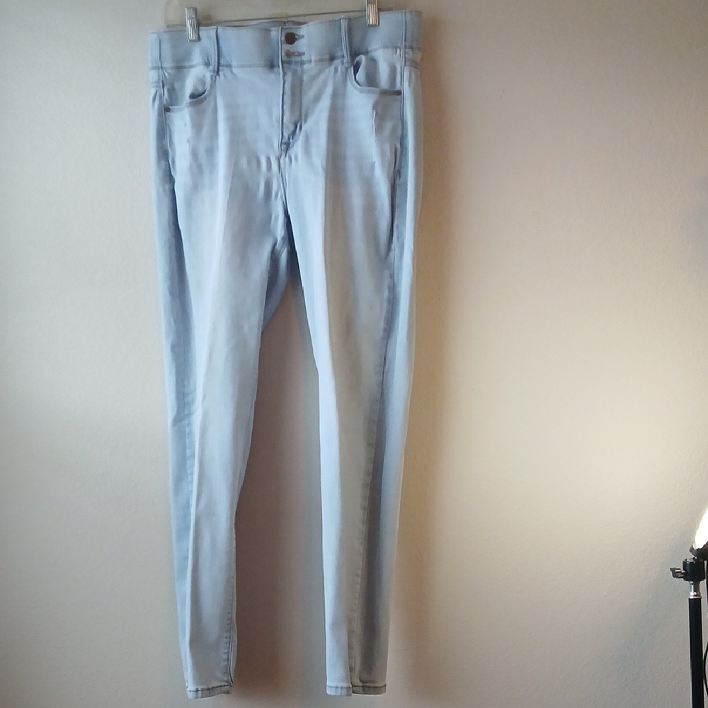 Apt. 9 High Rise Blue Denim Jeans